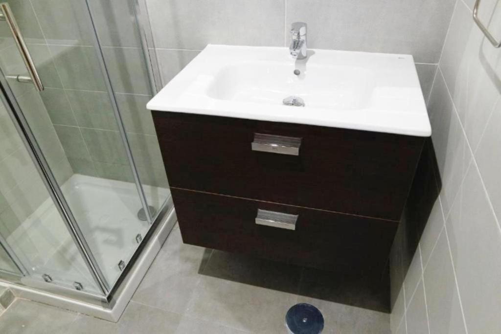 Travelstep General Ricardos Apartment Madrid Ngoại thất bức ảnh